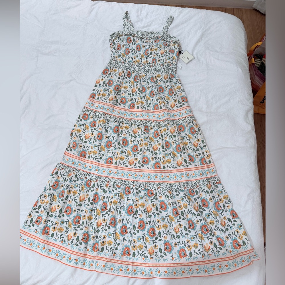 NWT LEA MEDIUM Strap Floral Dress Cotton‎ Smocked floral linen blend